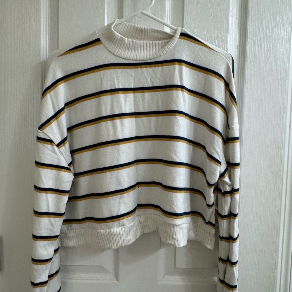 SOOOO SOFT and new without tags!
